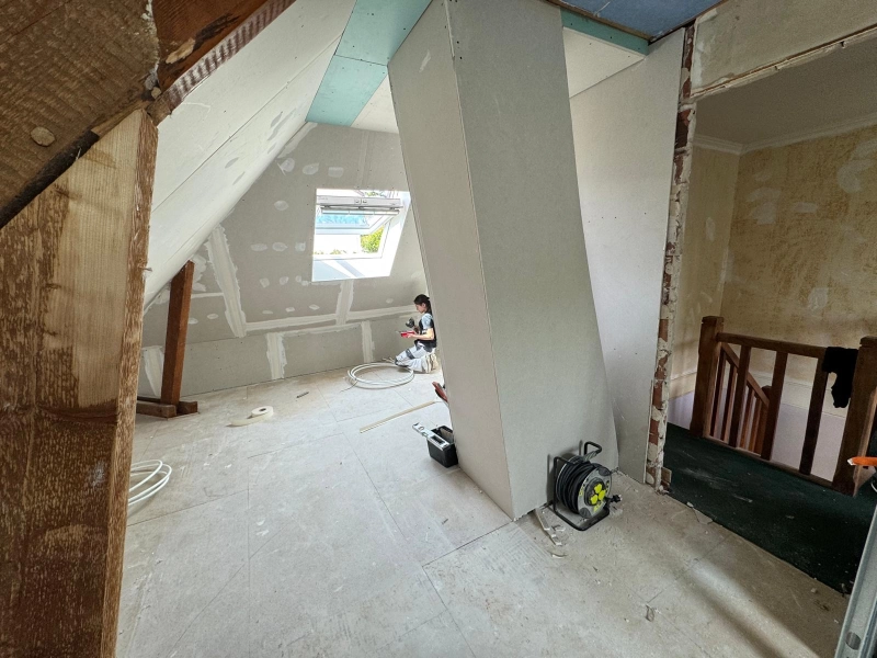 Isolation des combles pour gagner en température maison à Caen